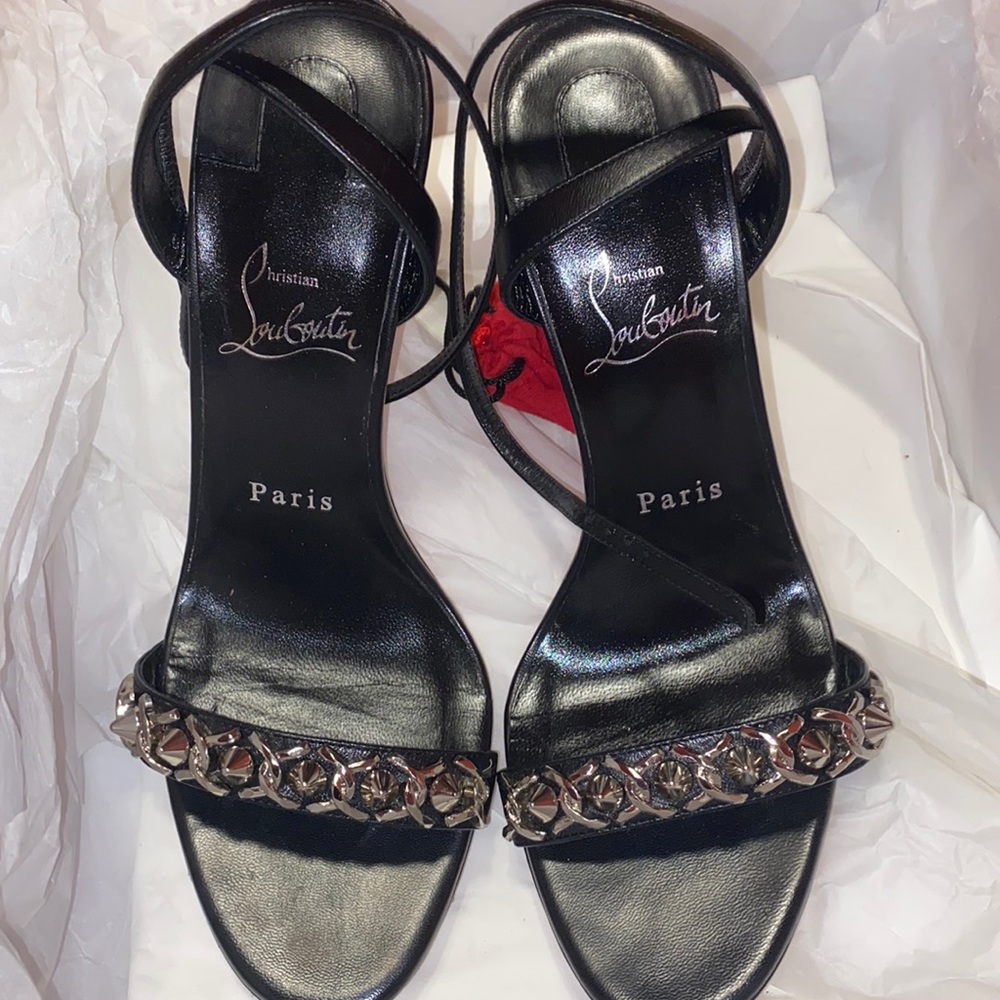 Womens Louboutin heels